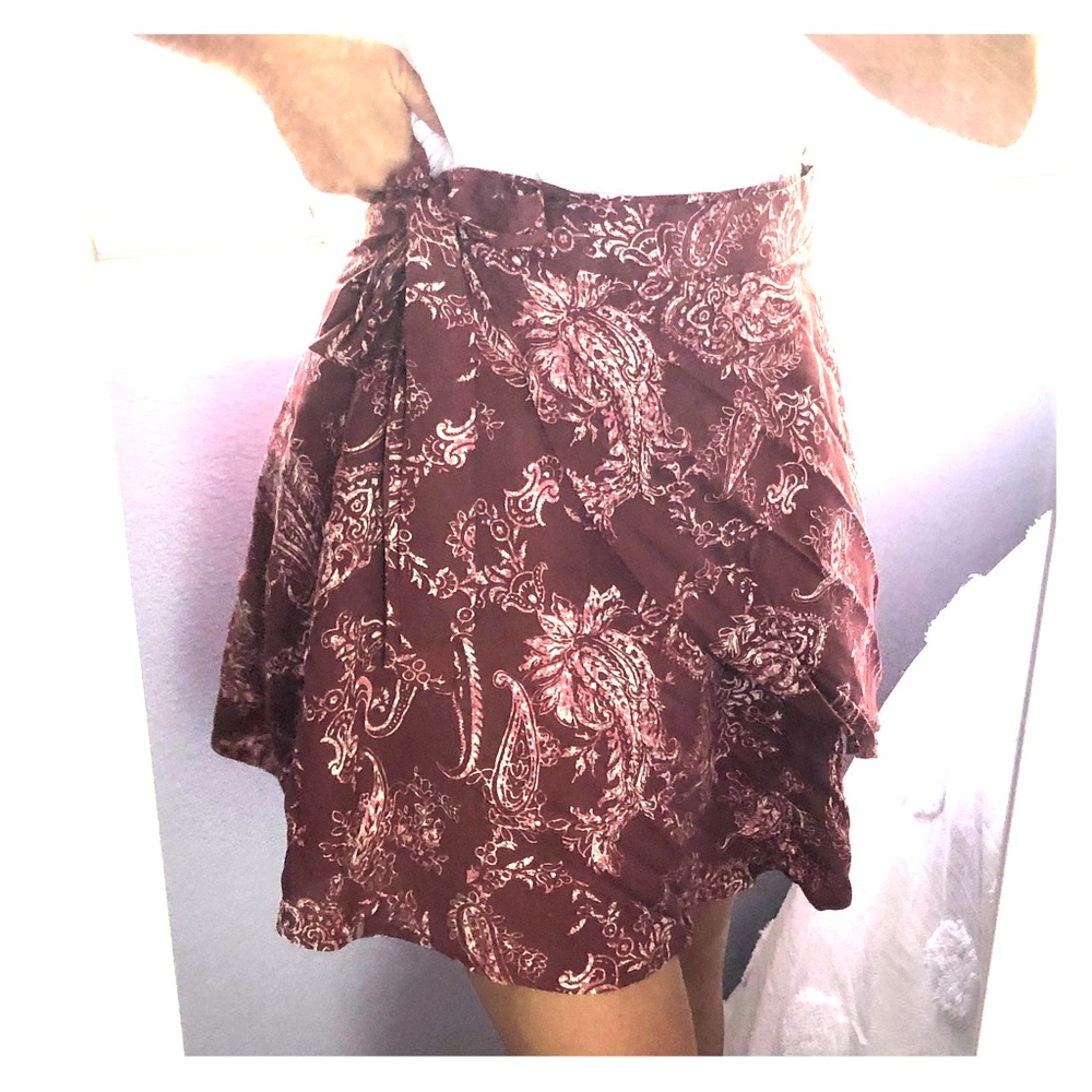 Wrap & tie paisley skirt